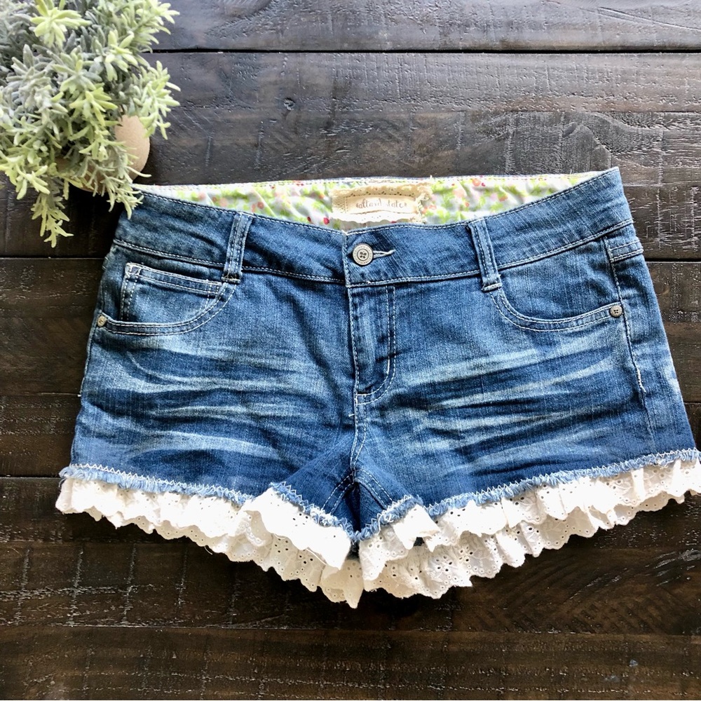 Altered State Eyelet Ruffle lined shorts